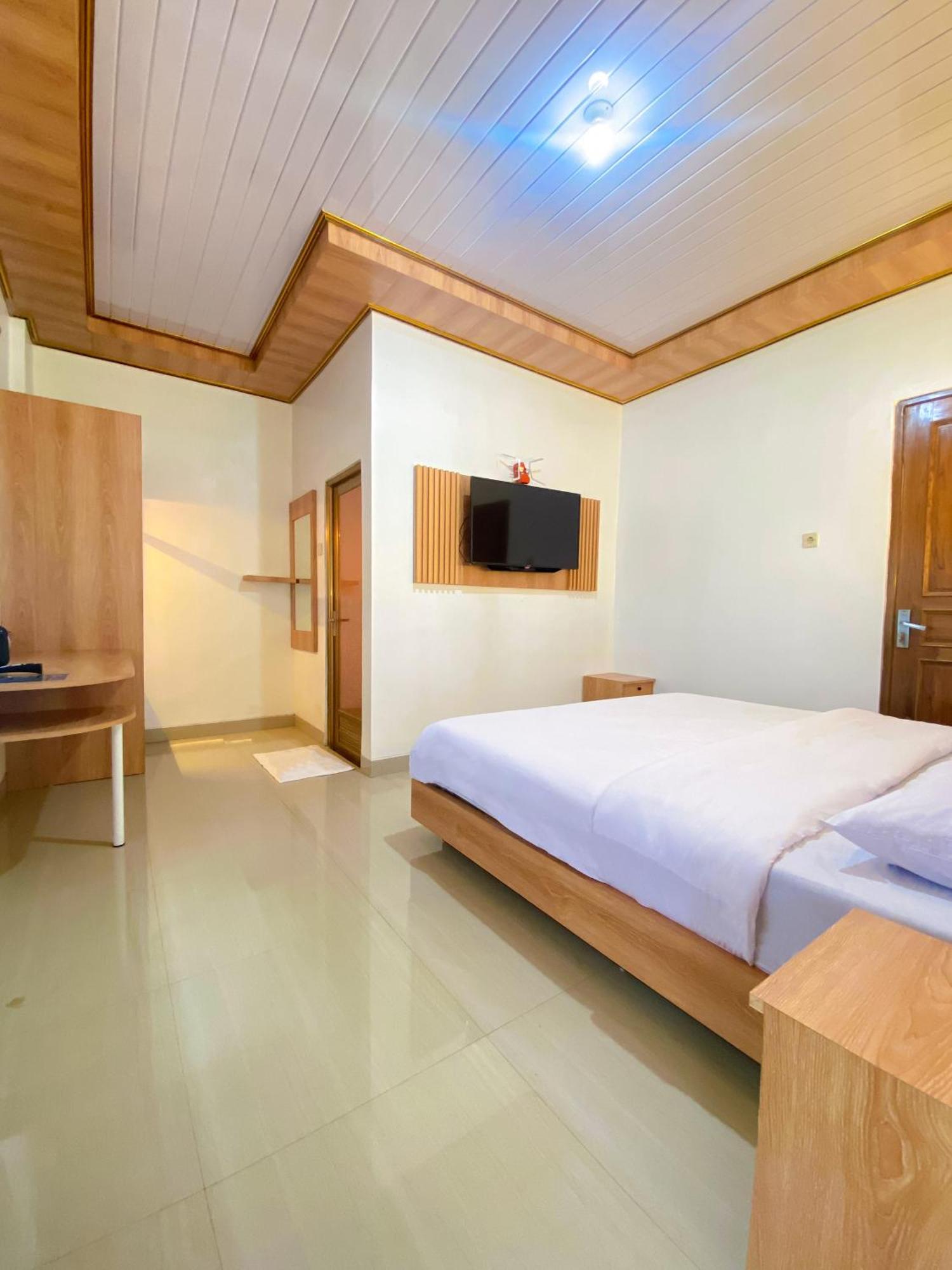 Hotel Wijaya Family 2 Kalasan Eksteriør billede